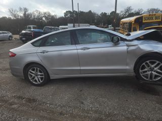 2015 Ford Fusion SE - Exterior Side Passenger